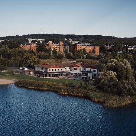 Hasse Pa Sjoekanten Hotell & Restaurang Jönköping 외부 사진