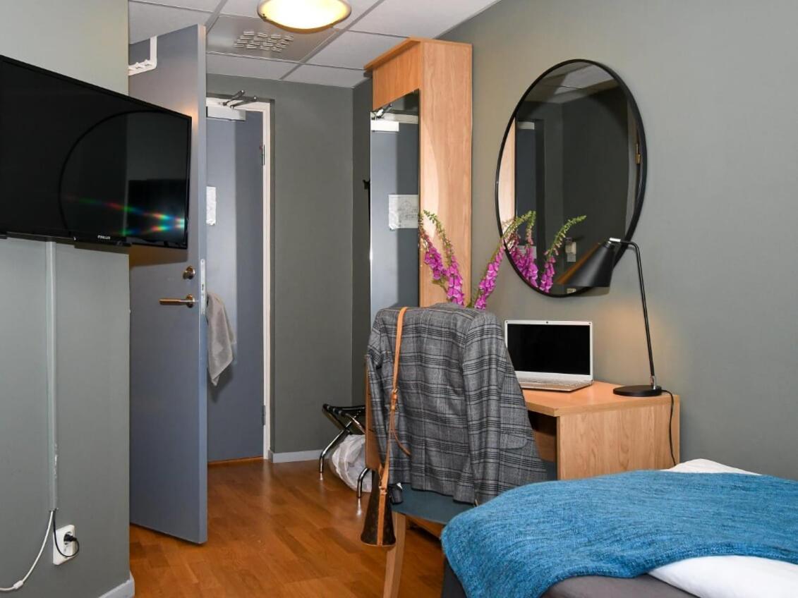 Hasse Pa Sjoekanten Hotell & Restaurang Jönköping 외부 사진
