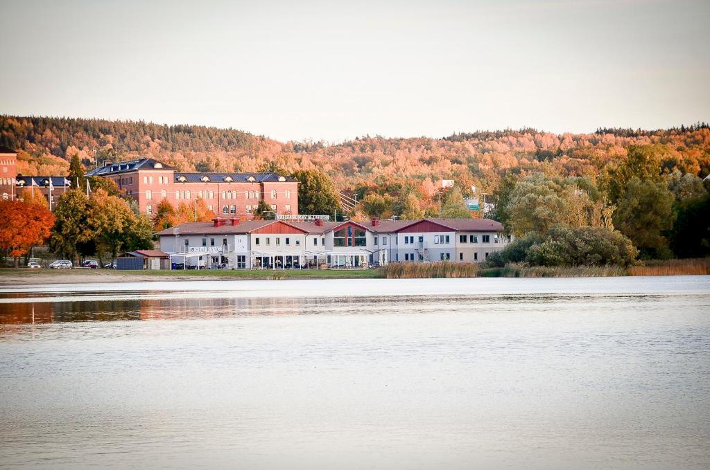 Hasse Pa Sjoekanten Hotell & Restaurang Jönköping 외부 사진